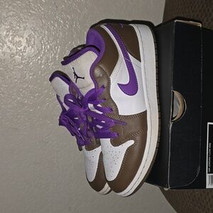 Jordan Kids' Brown and Purple Sneakers
